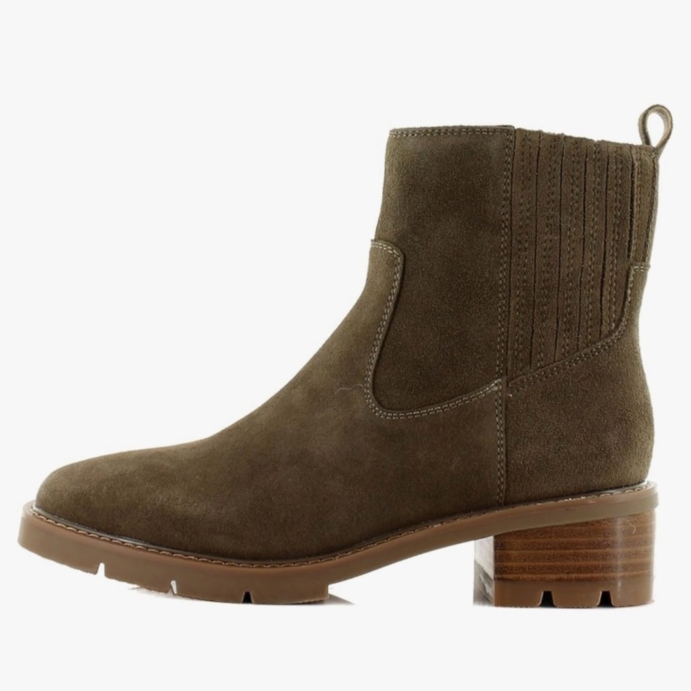 Blondo Brown Ankle Boots with Suede and Chelsea Design